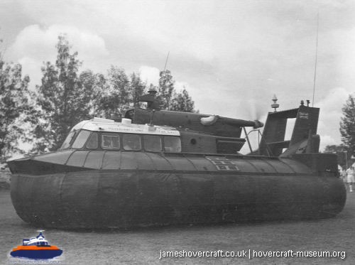 SRN5 in the Tropics -  (credit: The <a href='http://www.hovercraft-museum.org/' target='_blank'>Hovercraft Museum Trust</a>).